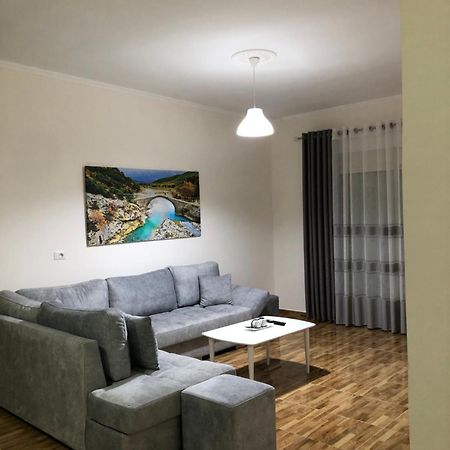 Drini Apartments Përmet Esterno foto