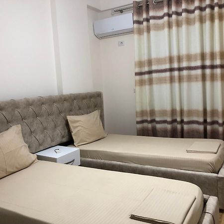 Drini Apartments Përmet Esterno foto