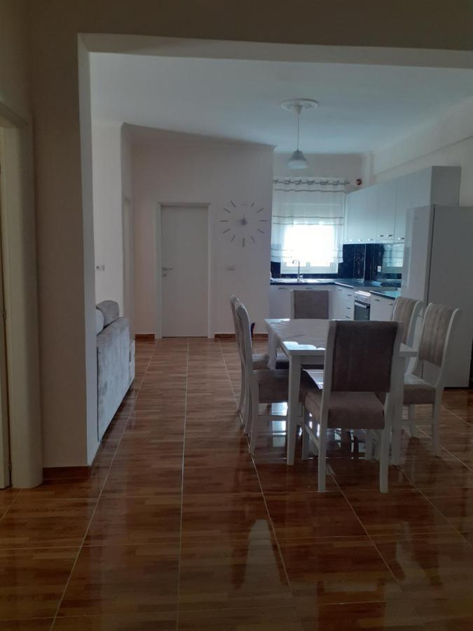 Drini Apartments Përmet Esterno foto