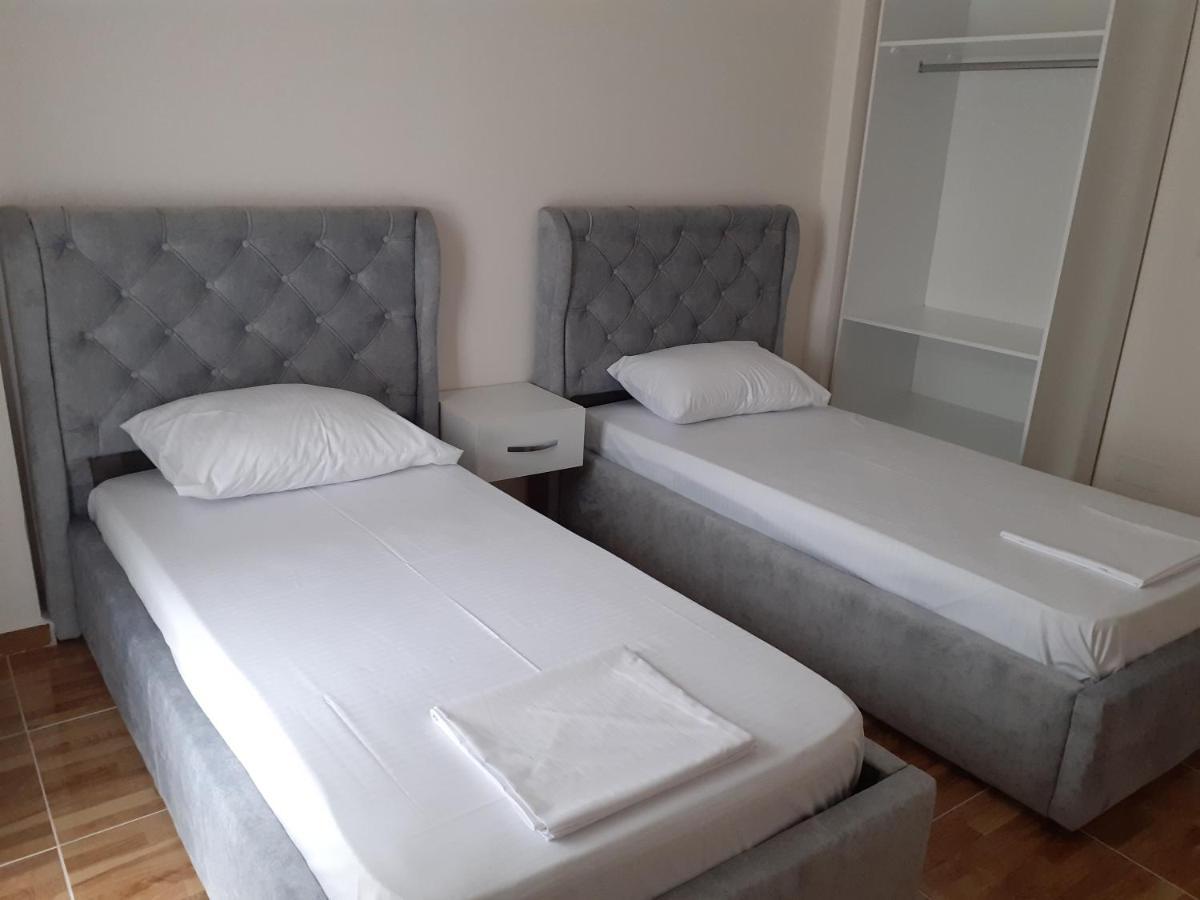 Drini Apartments Përmet Esterno foto