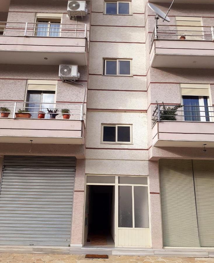 Drini Apartments Përmet Esterno foto