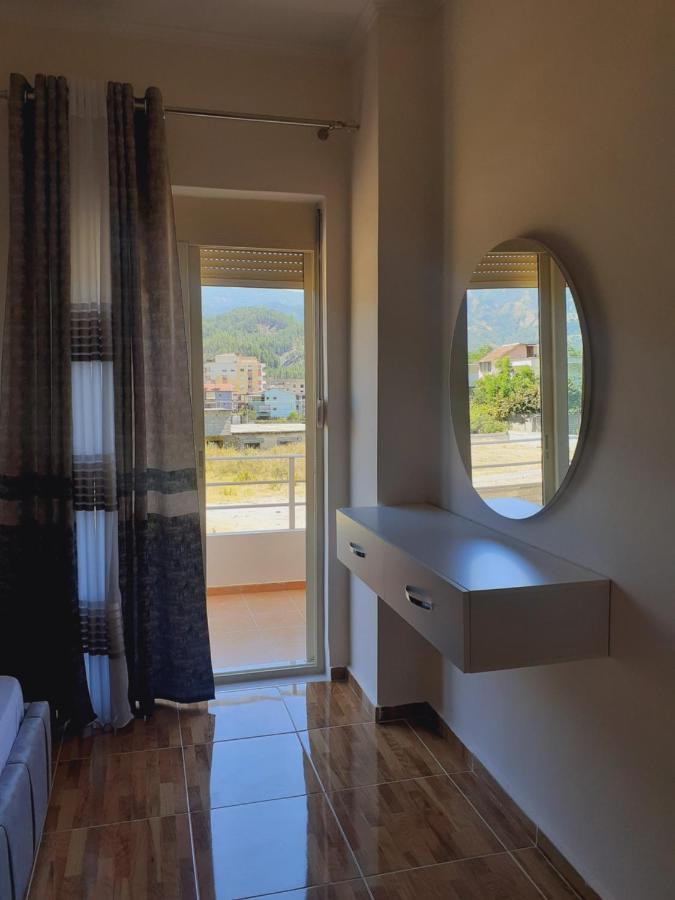 Drini Apartments Përmet Esterno foto